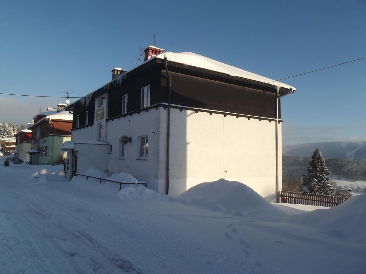 Hotel - Penzion M&M Jáchymov Exteriör bild
